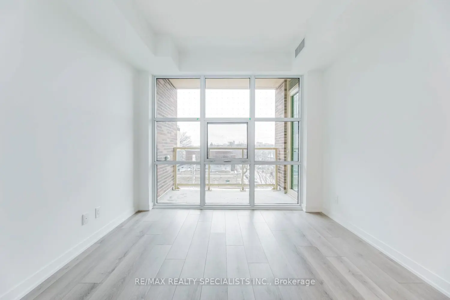 Additional image 14 of 1787 St Clair Avenue 419