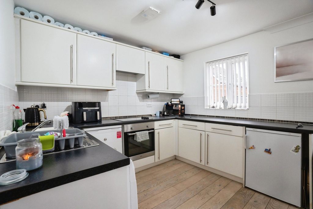 Additional image 5 of 2 bed flat for saleRivenmill Close, Widnes WA8