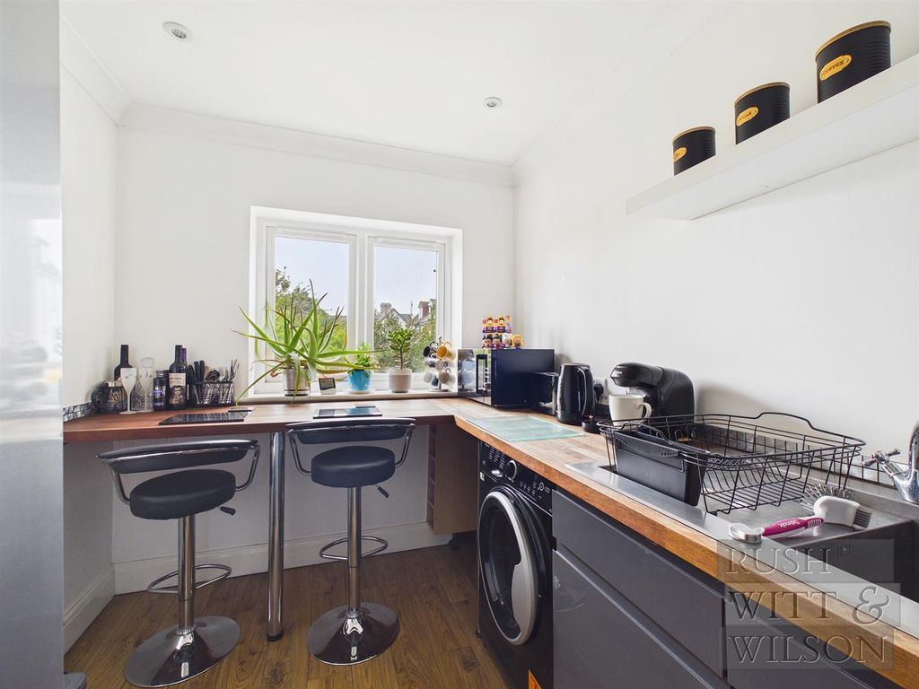 Additional image 7 of 2 bed flat for saleCoghurst Road, Hastings TN35