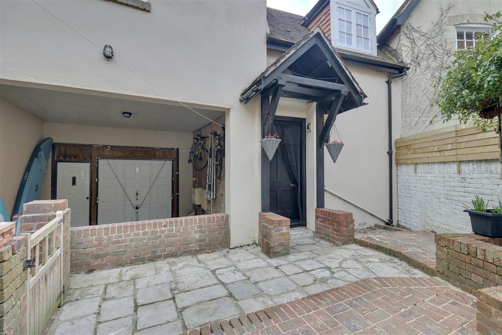 Additional image 20 of 3 bed detached house for saleBeck Street, Portsmouth PO1