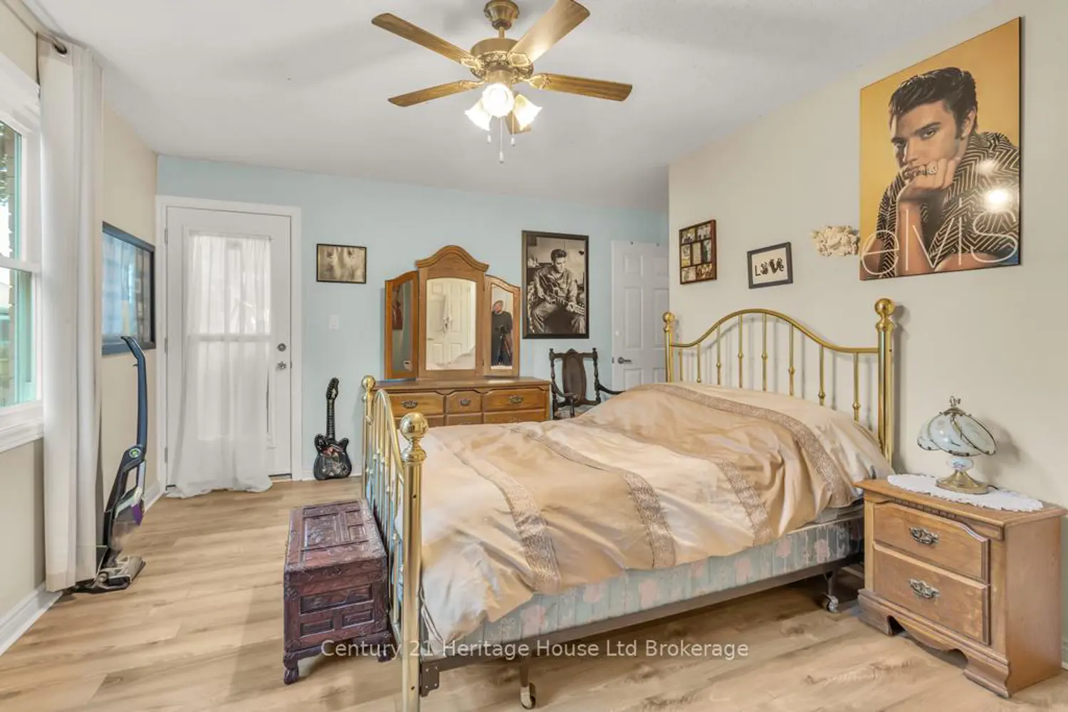 Additional image 11 of 26 Seres Drive