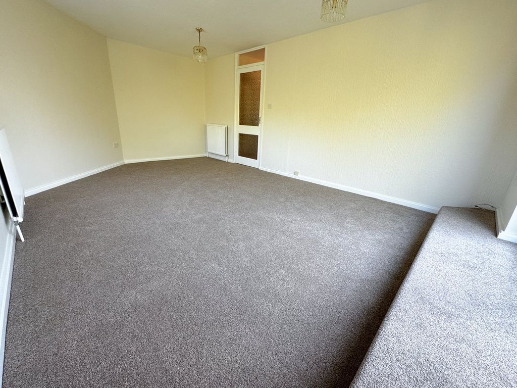 Additional image 3 of 2 bed flat for saleAllenview Road, Wimborne BH21