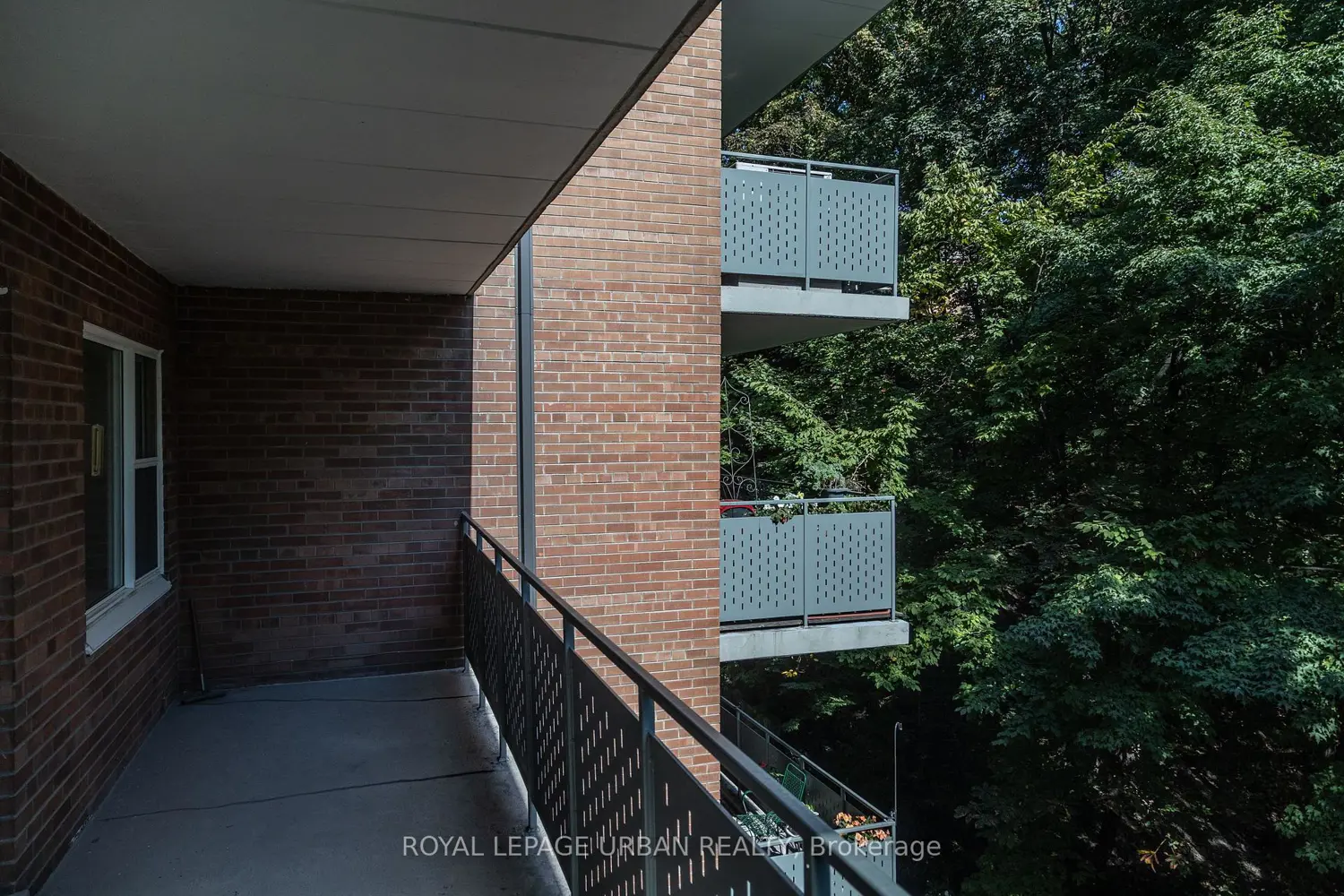Additional image 18 of 21 Dale Avenue 544