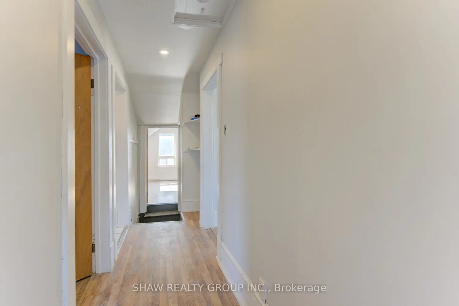 Additional image 17 of 11 Simcoe Street