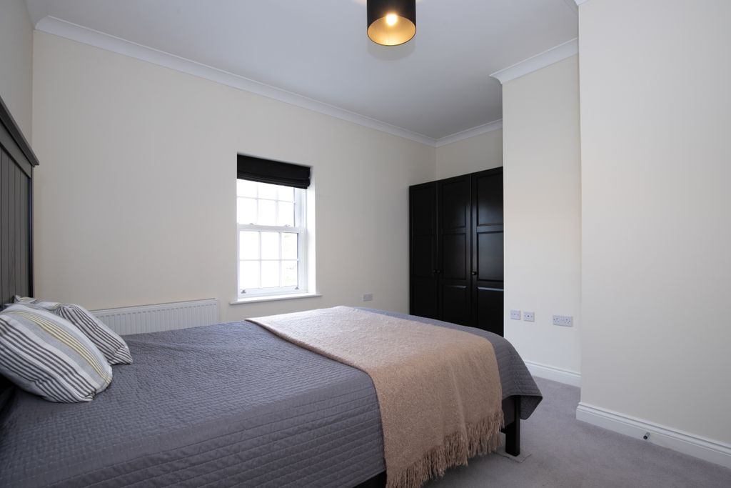 Additional image 6 of 2 bed flat for saleButtercross Lane, Witney OX28