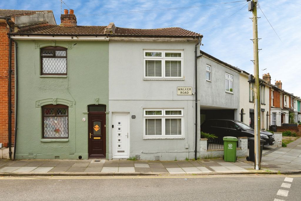 3 bed detached house for saleWalker Road, Portsmouth, Hampshire PO2