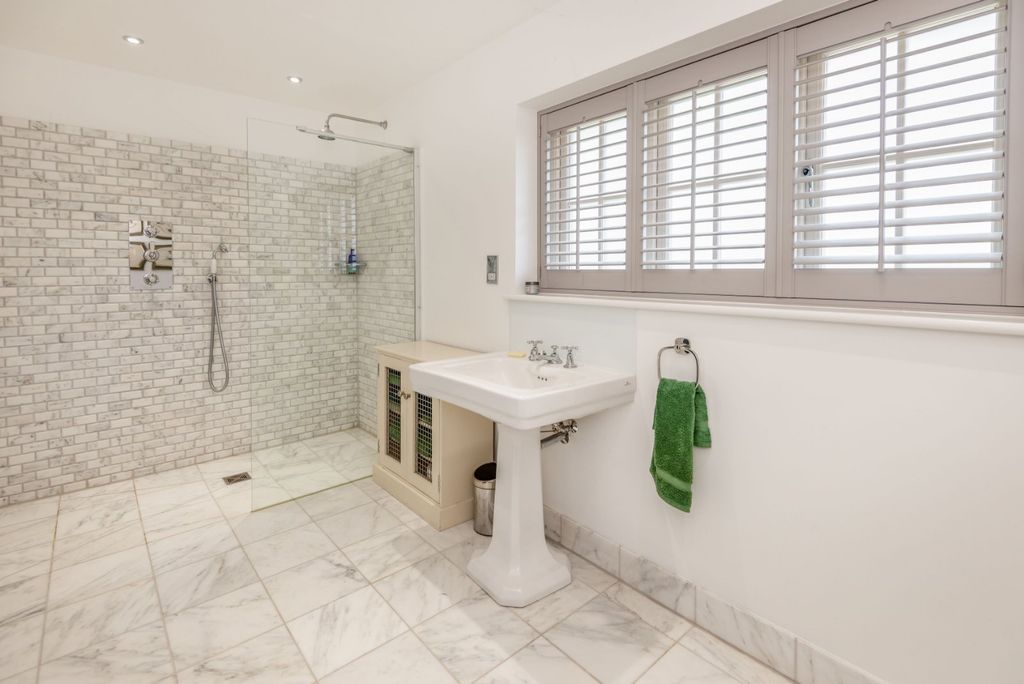 Additional image 12 of 6 bed detached house for saleQueens Acre, Windsor, Berkshire SL4