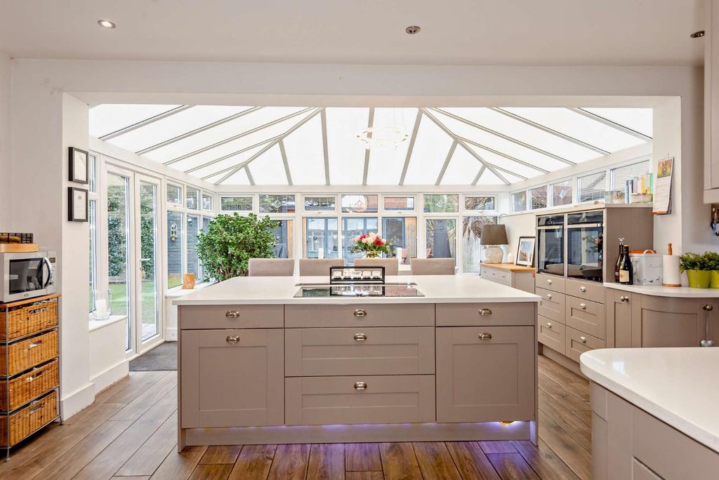 Additional image 4 of 5 bed detached house for saleThe Drive, Ashford TW15