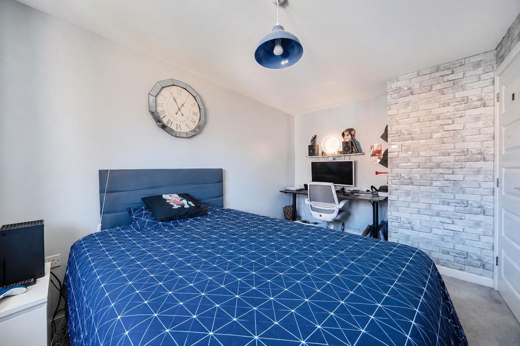 Additional image 14 of 3 bed semi-detached house for saleSaxon Shore Road, Portsmouth PO6