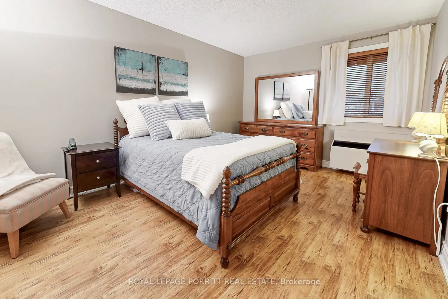 Additional image 12 of 3835 Lake Shore Boulevard 208