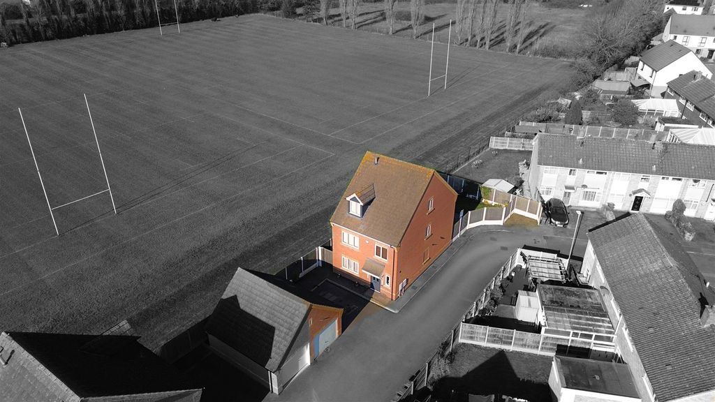 Additional image 2 of 5 bed detached house for saleCranmer Close, Blaby, Leicester LE8