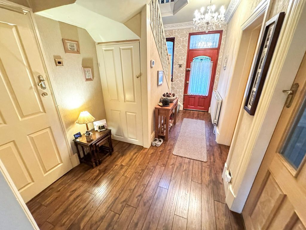 Additional image 8 of 5 bed detached house for saleSandbeds Road, Willenhall WV12