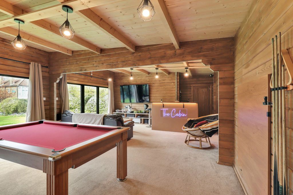 Additional image 4 of 4 bed detached house for salePine Grove, Windlesham GU20