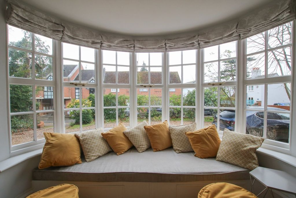 Additional image 12 of 5 bed detached house for saleMilton Road, Wokingham RG40