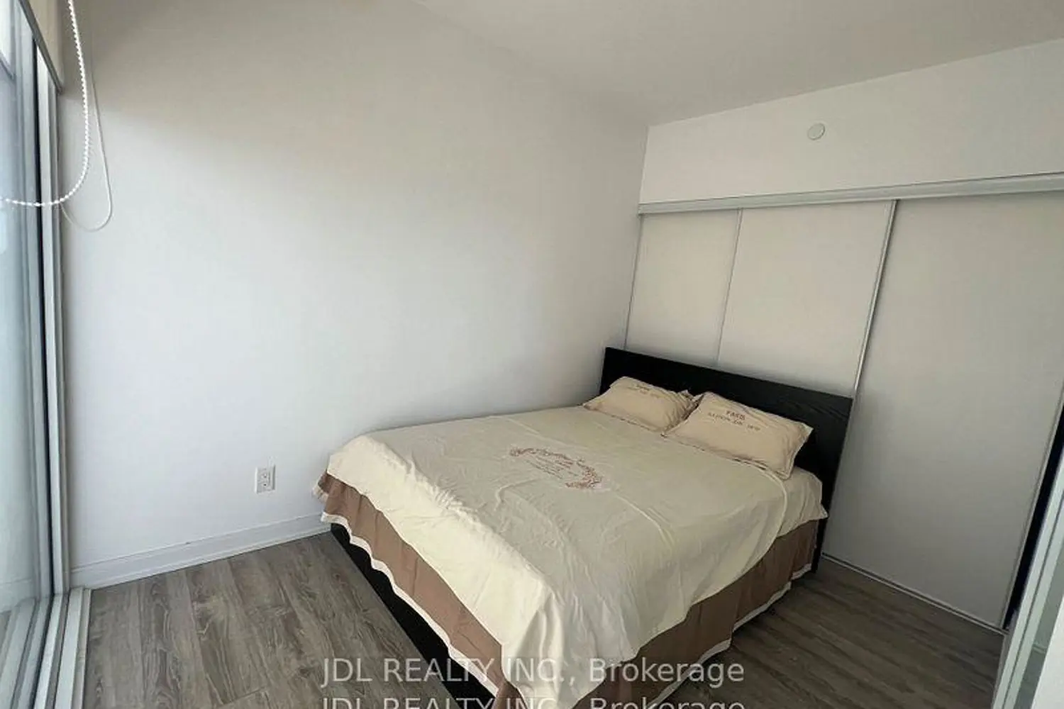 Additional image 3 of 42 Charles Street 3609
