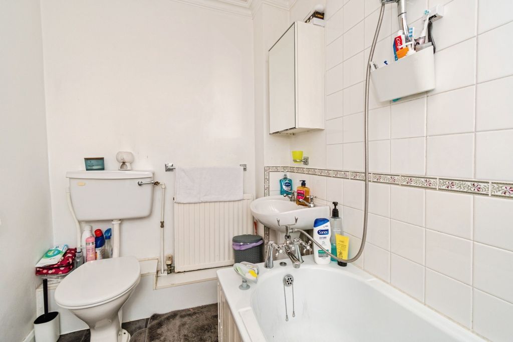 Additional image 13 of 1 bed flat for saleKent Road, St Denys, Southampton, Hampshire SO17