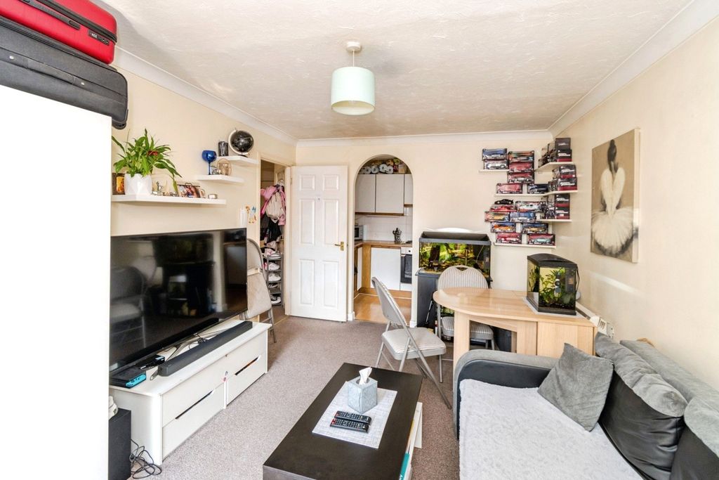 Additional image 4 of 1 bed flat for saleRoberts Road, Southampton, Hampshire SO15