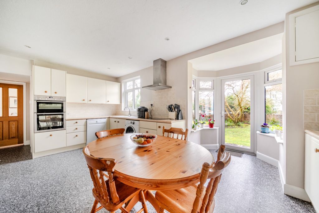 Additional image 7 of 8 bed detached house for saleHorsell Park, Horsell, Woking GU21