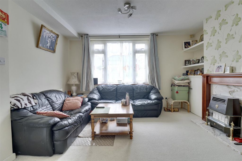 Additional image 9 of 3 bed semi-detached house for saleDeal Road, Portsmouth PO6