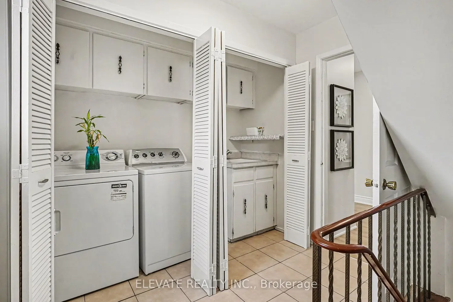 Additional image 12 of 21 Whitehorn Crescent