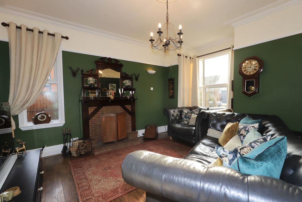 Additional image 6 of 5 bed detached house for saleSandbeds Road, Willenhall WV12
