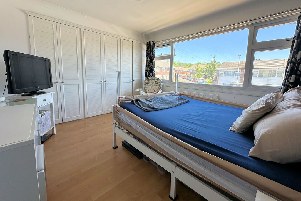 Additional image 8 of 2 bed terraced house for saleWatersedge Road, Portsmouth PO6