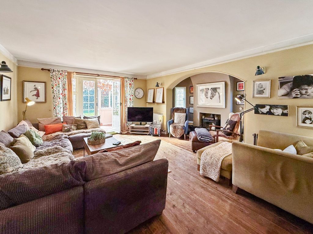 Additional image 11 of 5 bed detached house for saleChandlers Lane, Yateley, Hampshire GU46