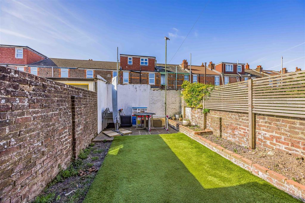 Additional image 9 of 3 bed terraced house for saleEmpshott Road, Southsea PO4