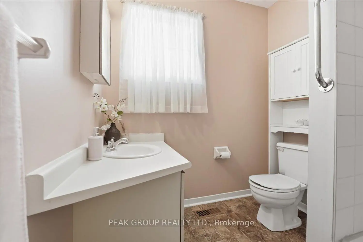 Additional image 13 of 8136 Coventry Road 20