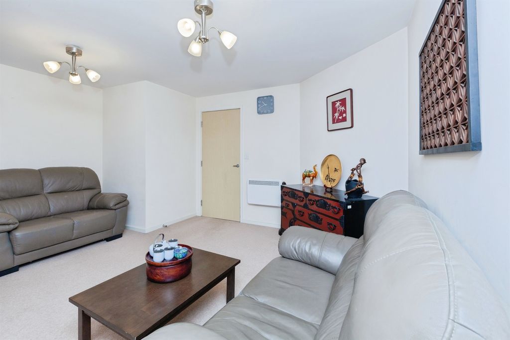 Additional image 13 of 2 bed flat for saleOld Station Road, Syston, Leicester LE7