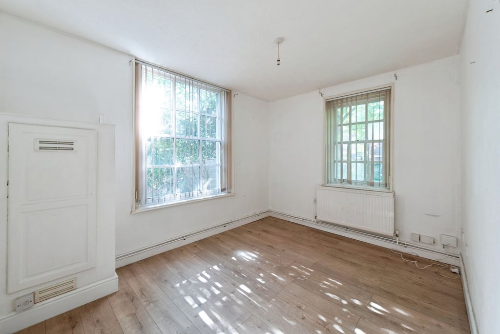 1 bed flat for saleMansbridge Road, Southampton, Hampshire SO18 photo 5