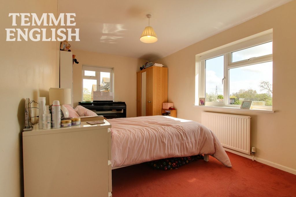 Additional image 6 of 2 bed maisonette for saleRettendon View, Wickford SS11