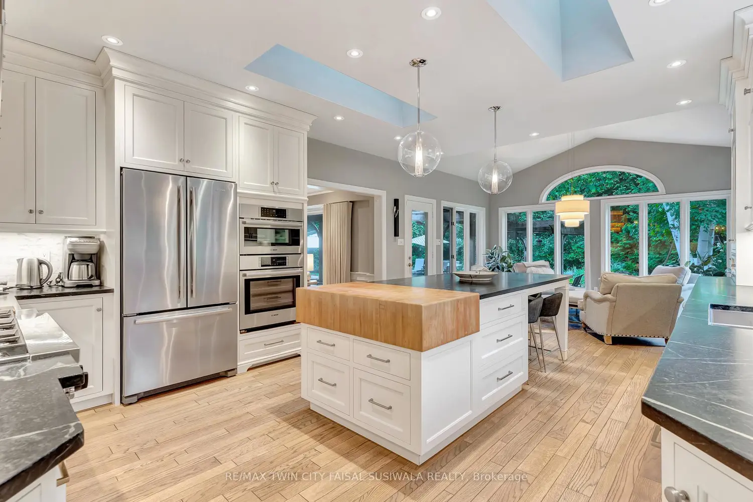 Additional image 6 of 22 Deerpath Court