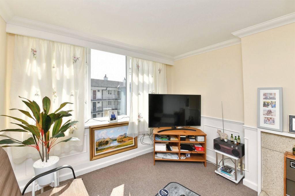 Additional image 2 of 1 bed flat for saleBudshead Road, Plymouth PL5