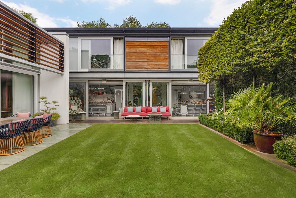 Additional image 8 of 6 bed property for saleRiver Lane, Richmond, London TW10