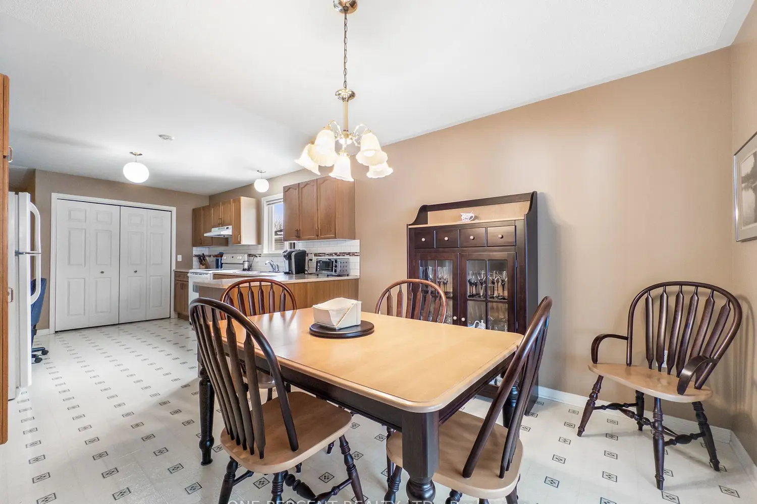 Additional image 10 of 14 Elmdale Drive