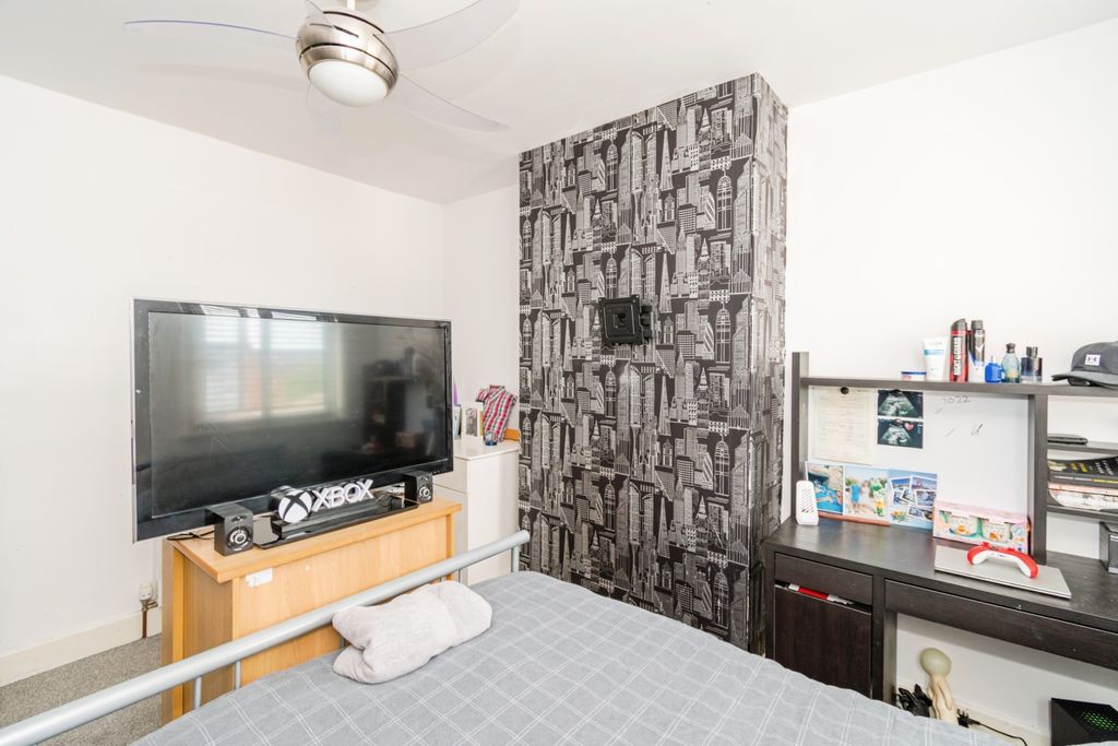 Additional image 18 of 3 bed terraced house for saleEnglish Road, Southampton SO15