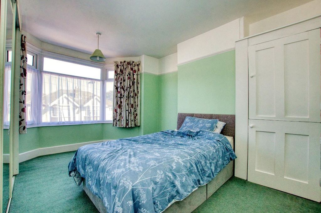 Additional image 6 of 3 bed semi-detached house for saleGranby Grove, Southampton SO17
