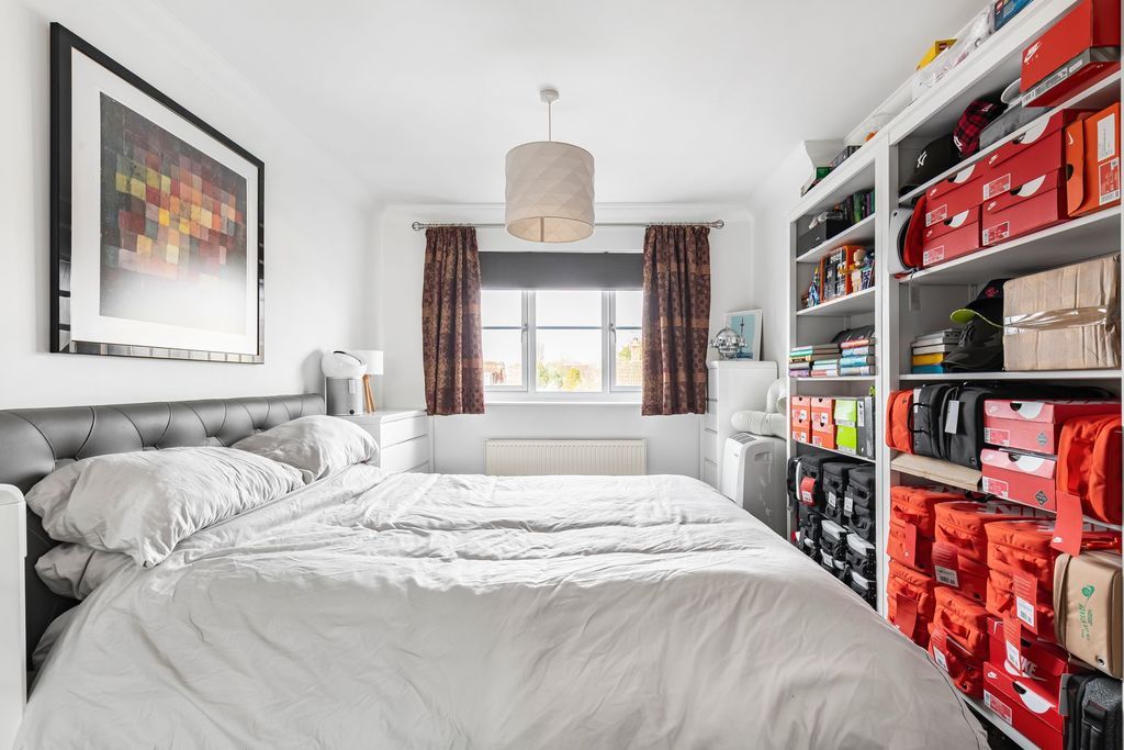 Additional image 8 of 2 bed maisonette for saleWarren Road, Ashford TW15