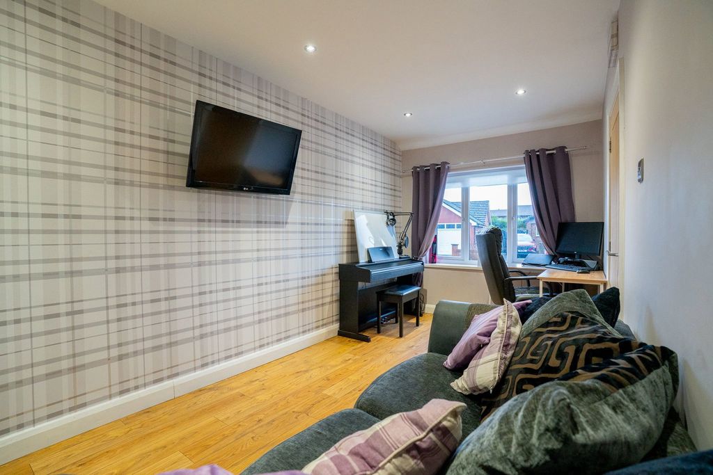 Additional image 15 of 4 bed detached house for saleClarence Avenue, Farnworth, Widnes WA8