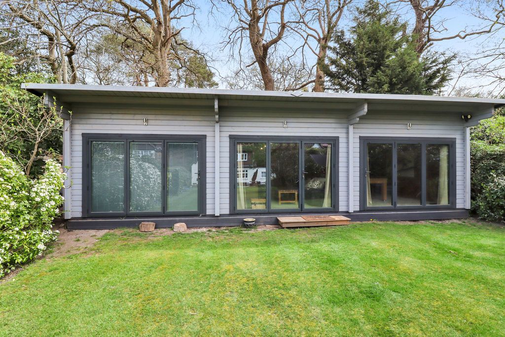 Additional image 3 of 4 bed detached house for salePine Grove, Windlesham GU20