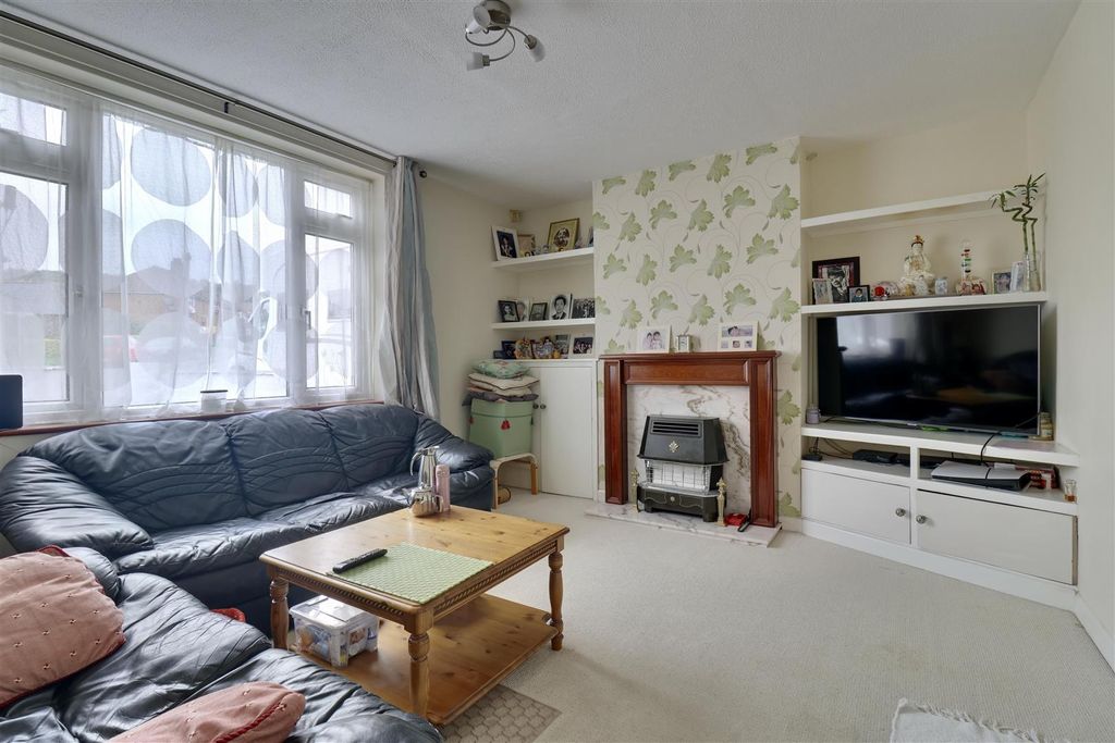 Additional image 3 of 3 bed semi-detached house for saleDeal Road, Portsmouth PO6