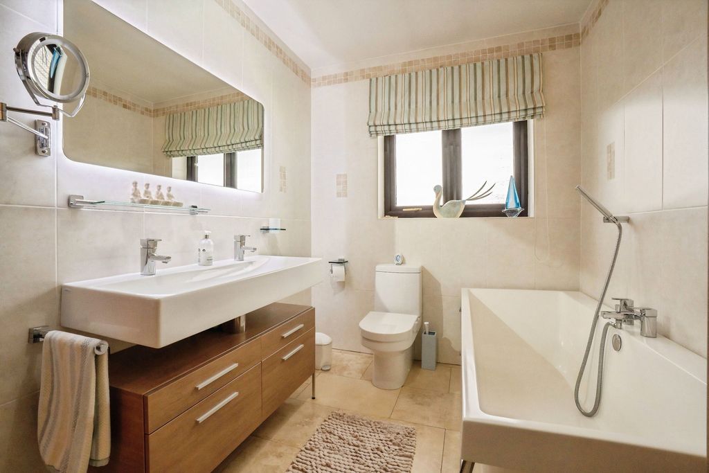 Additional image 20 of 4 bed detached house for saleHough Green Road, Widnes WA8