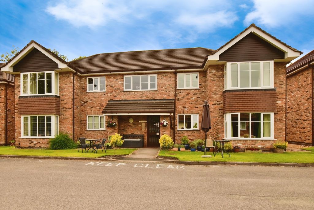 Additional image 14 of 2 bed flat for saleWoodacres Court, Wilmslow, Cheshire SK9