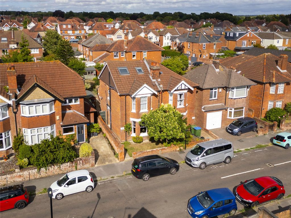 Additional image 26 of 5 bed semi-detached house for saleCharlton Road, Southampton, Hampshire SO15