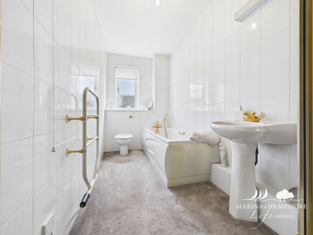 Additional image 16 of 3 bed town house for saleCadgwith Place, Port Solent, Portsmouth PO6