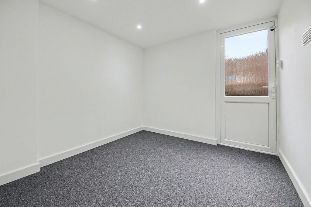 Additional image 16 of 3 bed detached house for saleBanbury Avenue, Sholing SO19