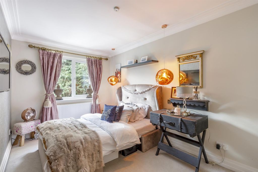 Additional image 25 of 4 bed detached house for saleSchool Road, Windlesham GU20
