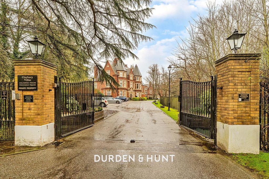 Additional image 26 of 3 bed flat for saleRegents Drive, Woodford Green IG8