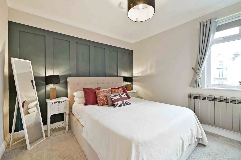 Additional image 10 of 3 bed maisonette for saleBexley Street, Windsor, Berkshire SL4